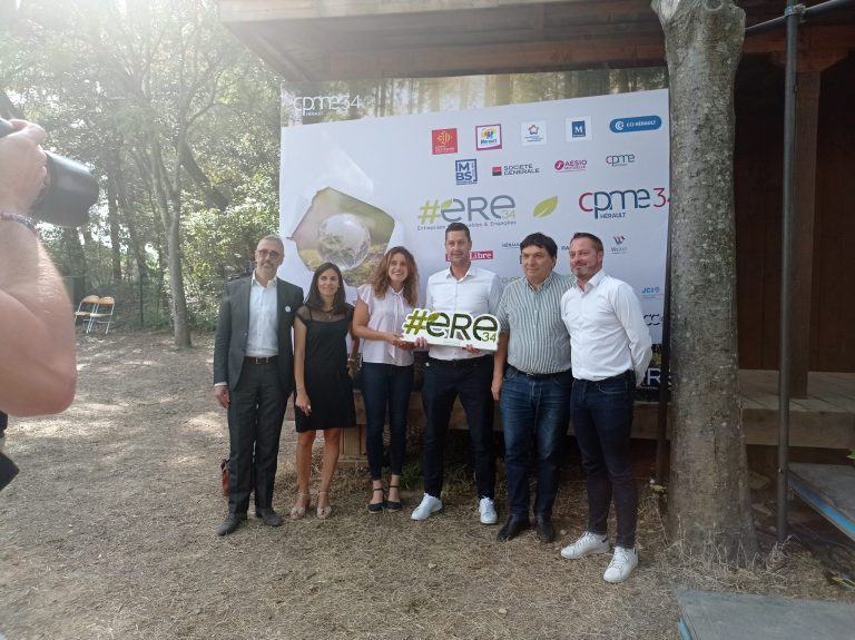 étiquette adhésive 3D en relief doming