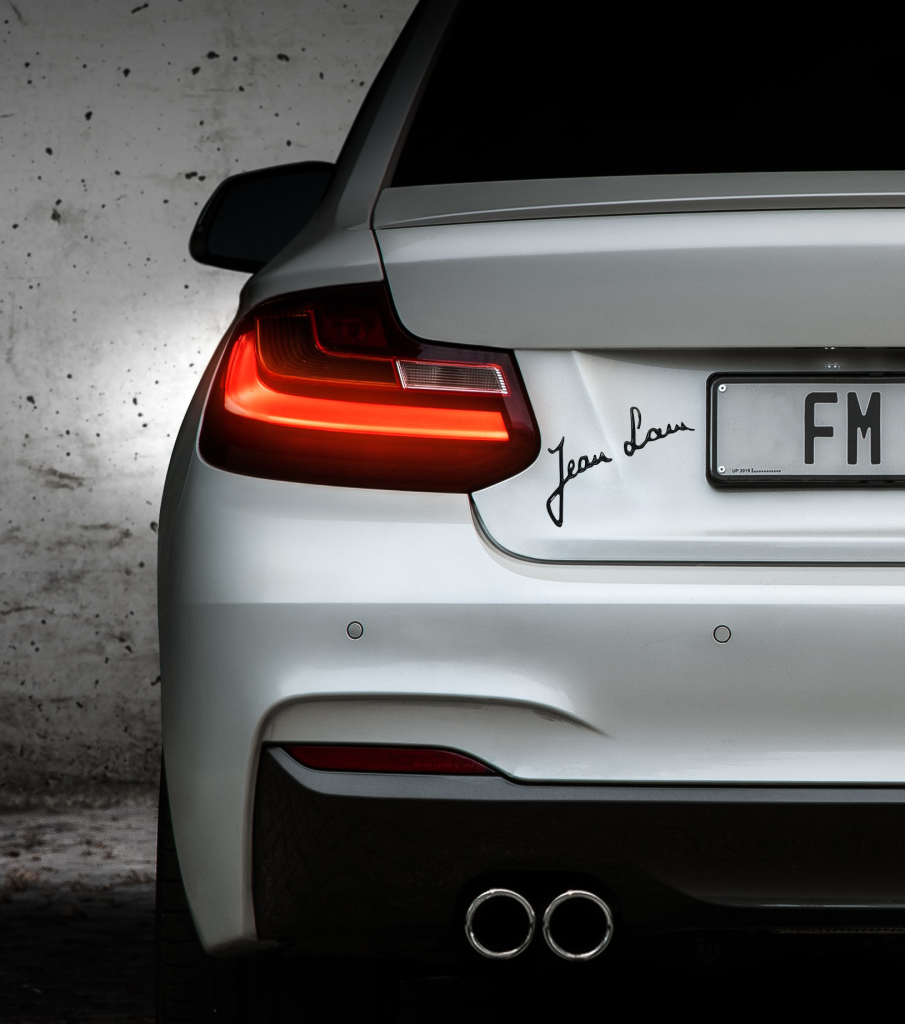 Signature Auto