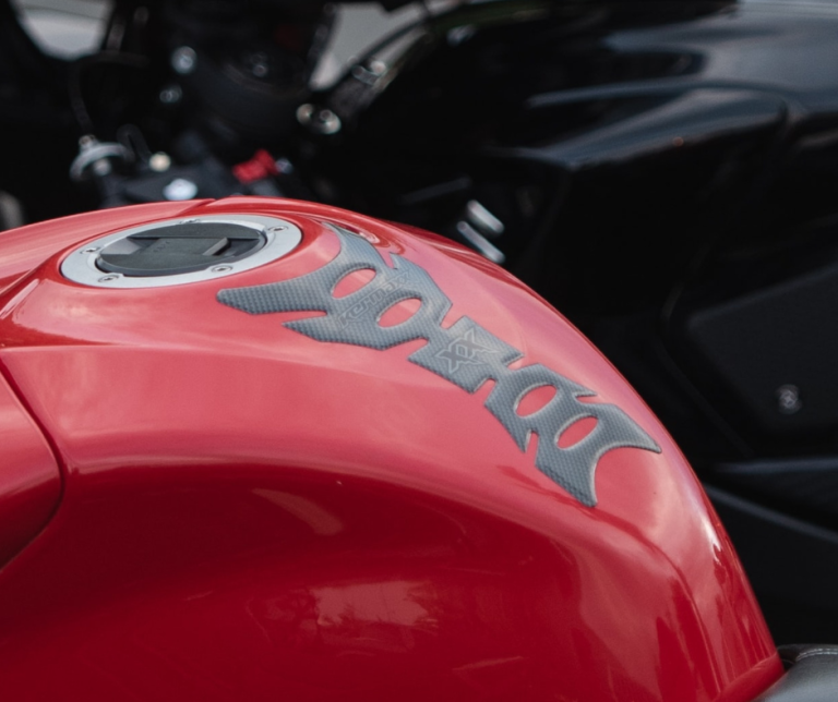 étiquettes personnalisées autocollantes